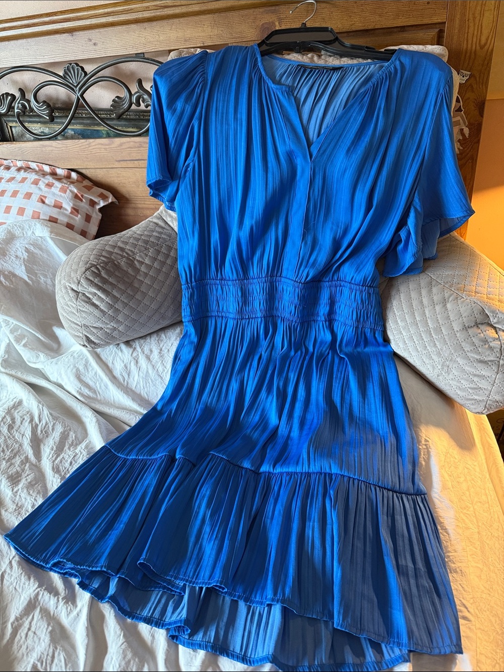 Simply Vera Vera Wang Royal Blue Pleated V-Neck Mini Dress